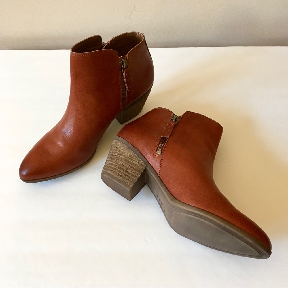❤️ SOLD OUT ❤️ FRYE DOUBLE ZIP ANKLE BOOTIE - Picture 2 of 8